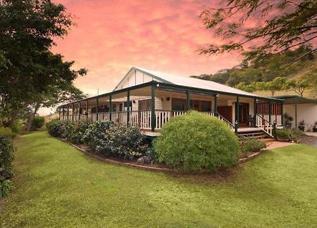 Amamoor Homestead And Country Cottages Buitenkant foto